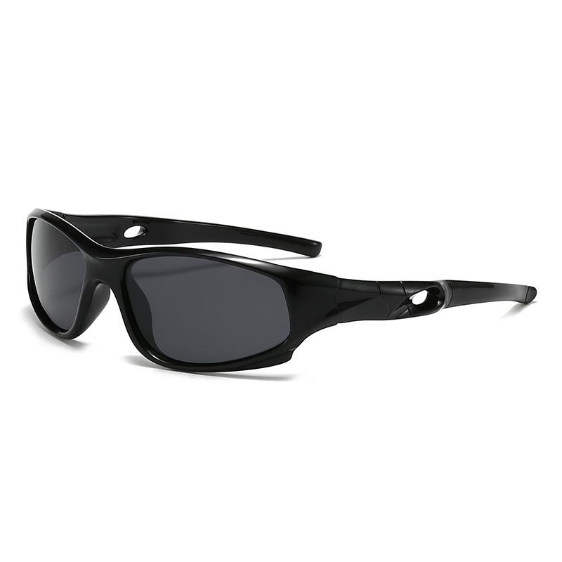 

Silicone Legs Retro Sports Cycling Sunglasses for Kids - European & American Style, Two-Color Design