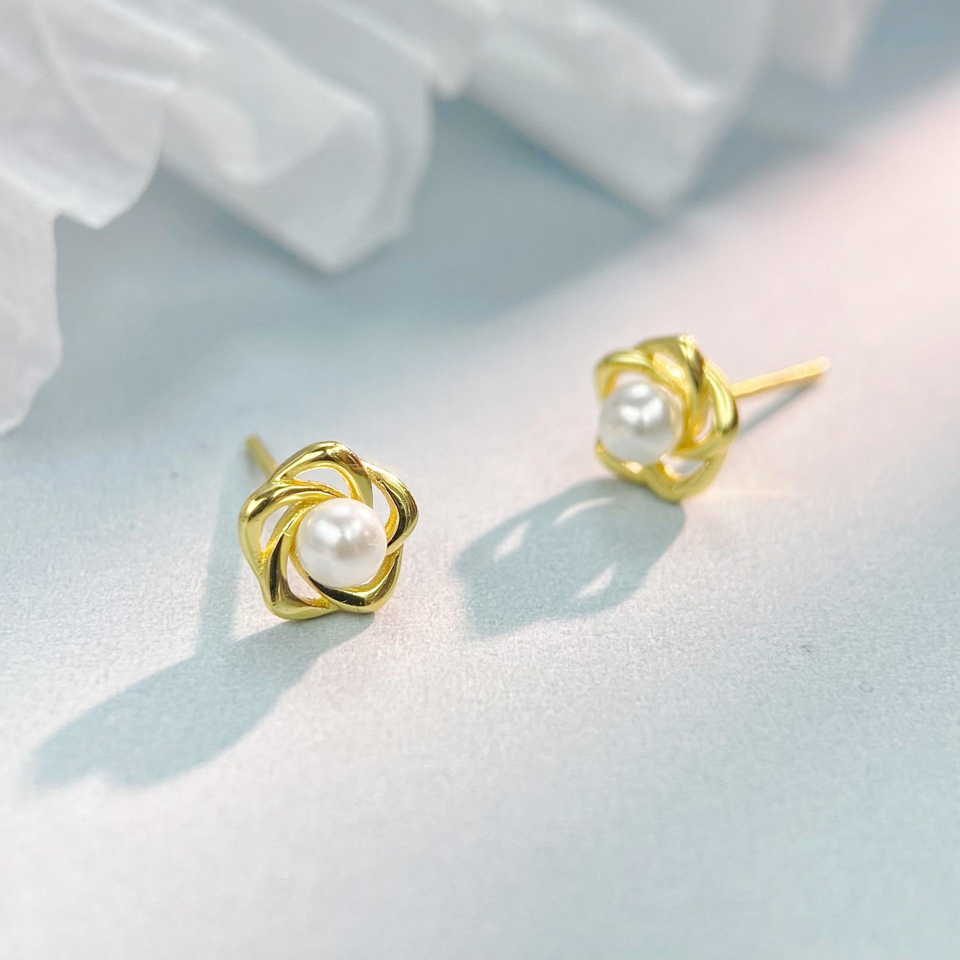 Niche High-end Camellia Stud Earrings S925 Sterling Silver Gold Light Luxury Temperament Simple and Versatile Earrings 2026 925 silver