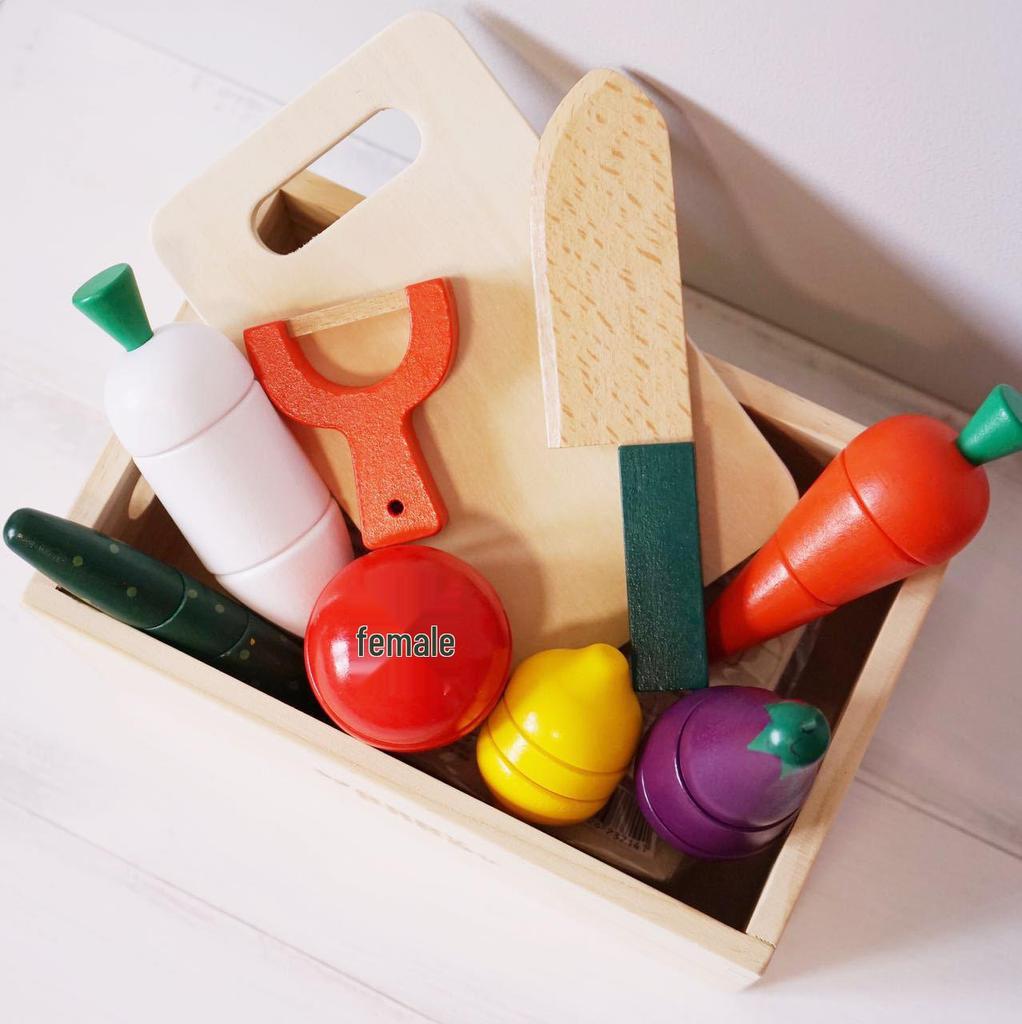 Wooden Magnetic Play Kitchen Set: Cuttable Fruits & Vegetables for Kids Pretend Play
