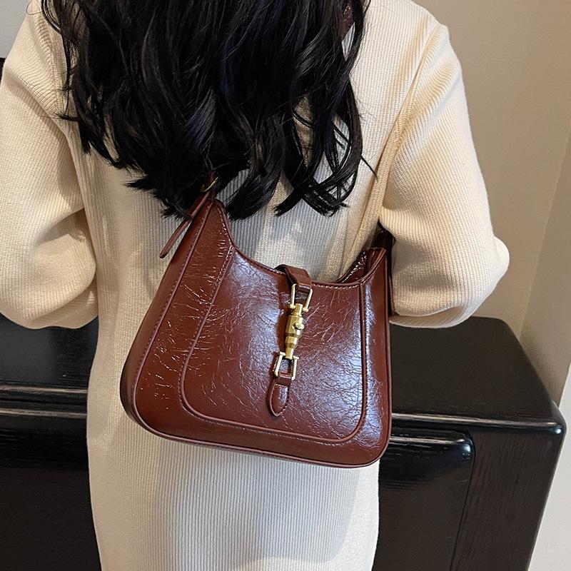 Popular Bags Women's Large-capacity New Autumn and Winter Versatile Shoulder Messenger Bag Retro Women's Bucket Bag