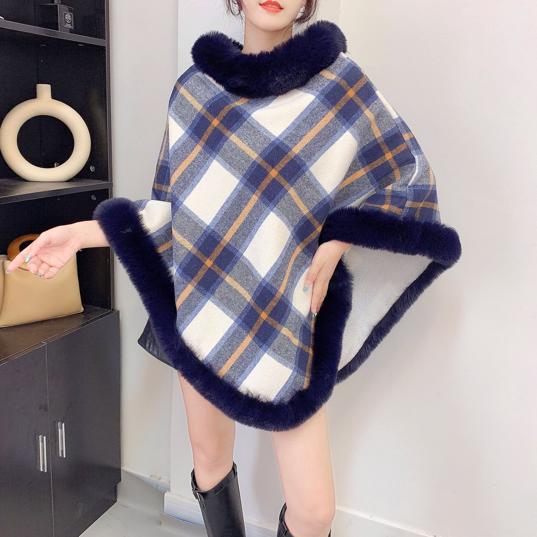 

Женское пончо-пуловер в клетку, мягкий флисовый платок с шалевым воротником, белый фон, уютная зимняя накидка-топ One Size зелёный