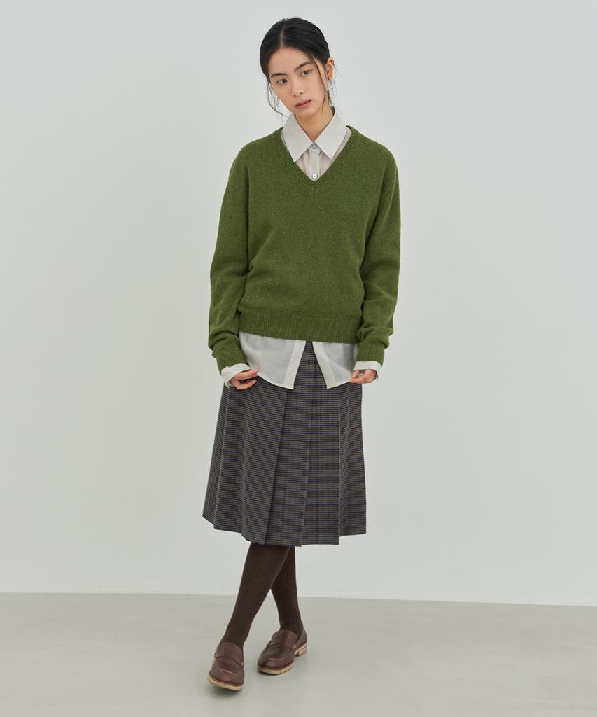 Oeoseoul Classic V-Neck Knit [Olive Green]
