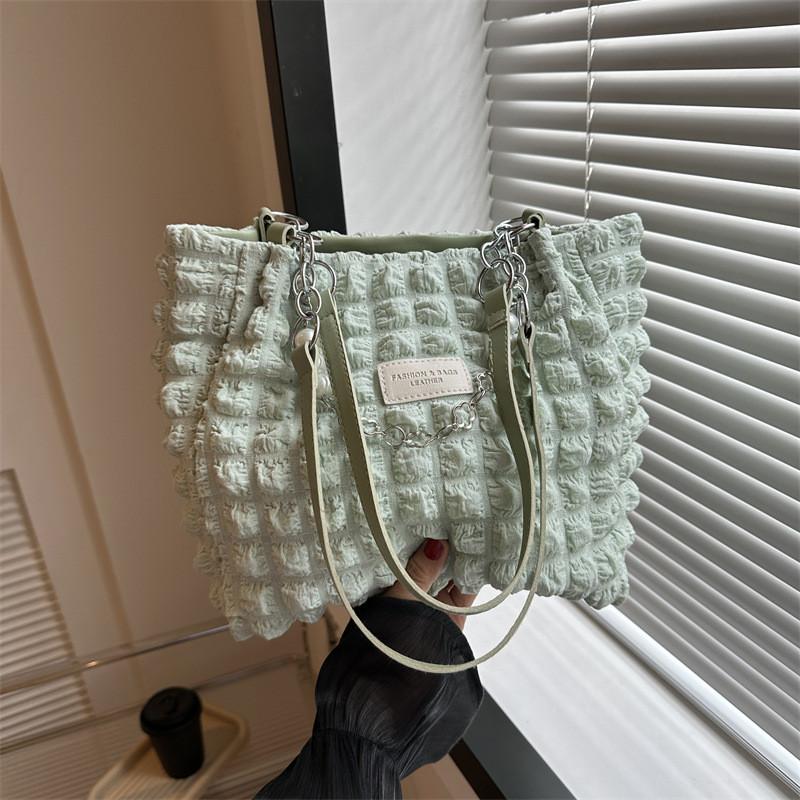 Trendy And Minimalist Tote Bag For Women With Retro Design And Large Capacity