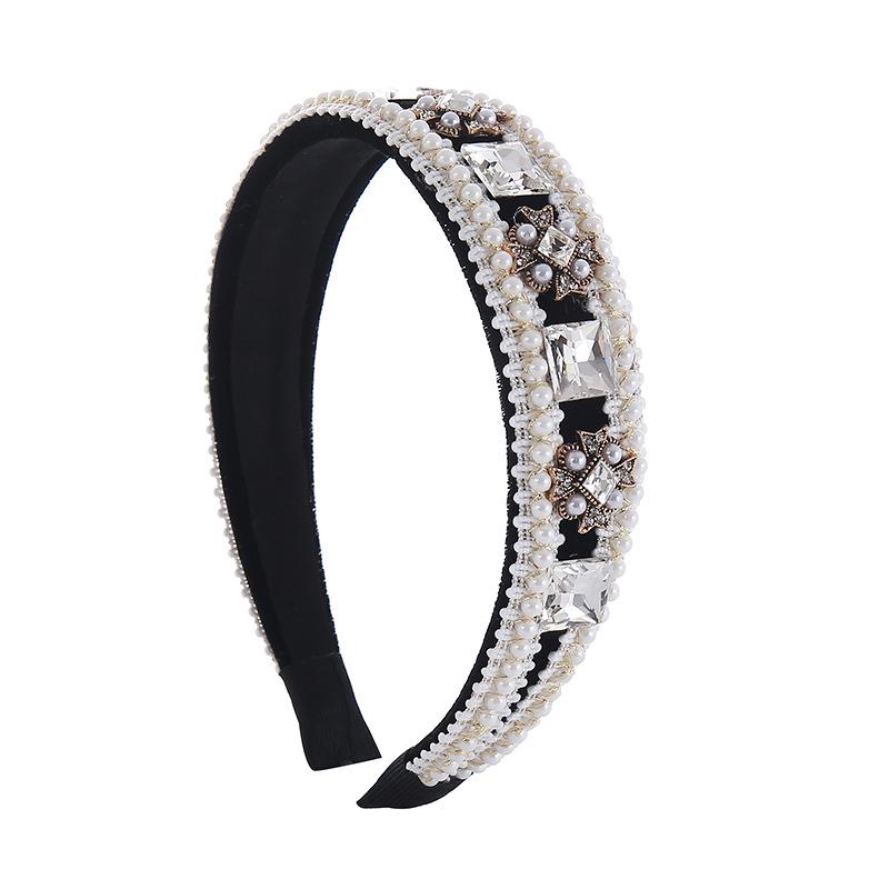 Korean Rhinestone Pearl Hair Clip Headband: Non-Slip, Fashionable, Versatile Accessory for Face Washing and Styling