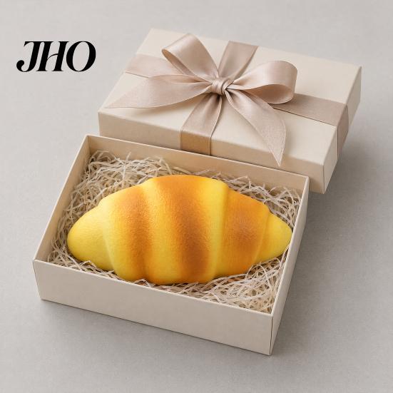 Croissant Stress Toy Relief Squeeze Toy, Simulated Bread Sensory Fidget Realistic Home Office Worker Relaxation Desk Ball