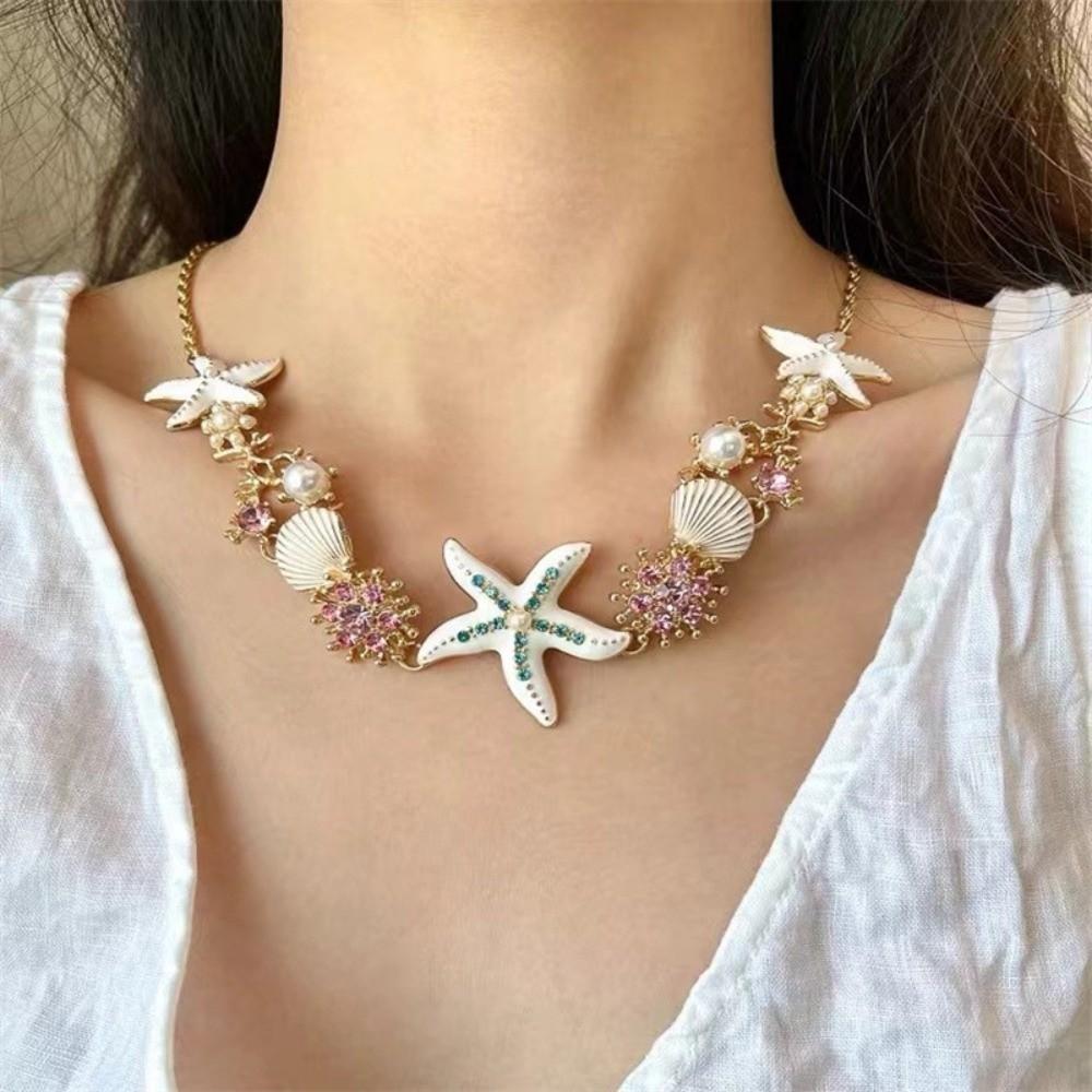 

New Starfish Shell Pendant Chain Necklace Shining Retro Temperament Boho Choker Jewelry Bead Pearl Necklace Female Fashion
