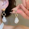 French Retro Silver Needle Irregular Pearl Stud Earrings Elegant Temperament Gentle Earrings Light Luxury High-end Versatile Earrings