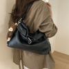 Casual temperament large capacity tote bag 2025 versatile women's high sense retro Korean version ins shoulder messenger bag