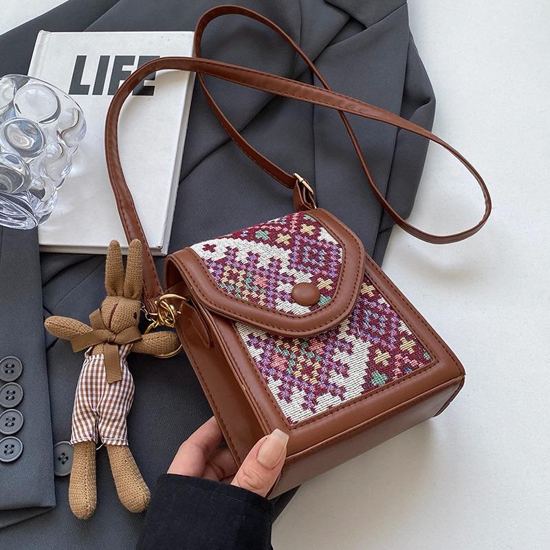 

Retro Ethnic Style Women s Crossbody Mobile Phone Bags High-end Canvas PU Splicing Small Square Bag Fashion Versatile Outdoor Lightweight Change Bag красный