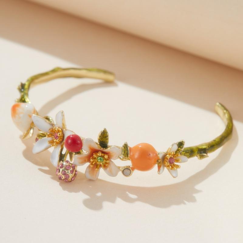 New Fashionable Flower Style Open Bracelet, Suitable for Ladies' Elegant Temperament, Daily Party Jewelry Gifts