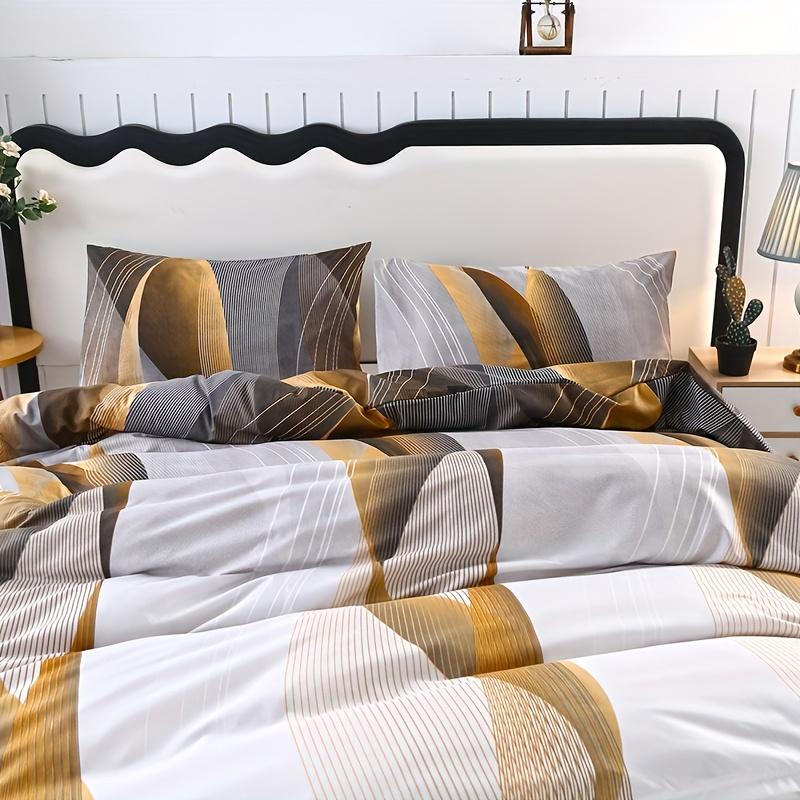 3Pcs Polyester Printed Floral Soft Beige-Friendly Duvet Cover Set, One Duvet Cover Plus Two Pillowcases, Suitable Christmas Gift