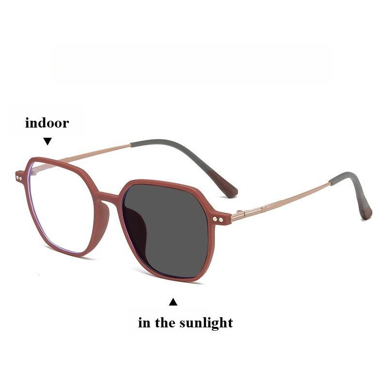 Color Shift Reading Glasses with Big Frame Stylishable Ultra Light Anti Blue Light for Elderly People in Reading Glasses