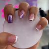 24 Stück Mittellange Acryl-Press-On-Nägel French Tip Falschnägel Set Abnehmbare Künstliche Nagelspitzen für Damen