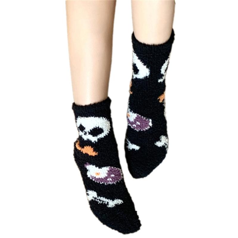 Women's Coral Fleece Socks for Halloween Festivities Cute Pumpkin Ghostly Witch Hat Print Cozy Fuzzy Slipper Ankle Socks