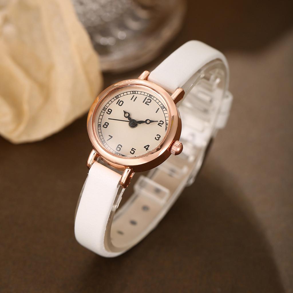 Minimalist Quartz Watch For Women With Leather Strap And Round Dial For Casual Daily Wear