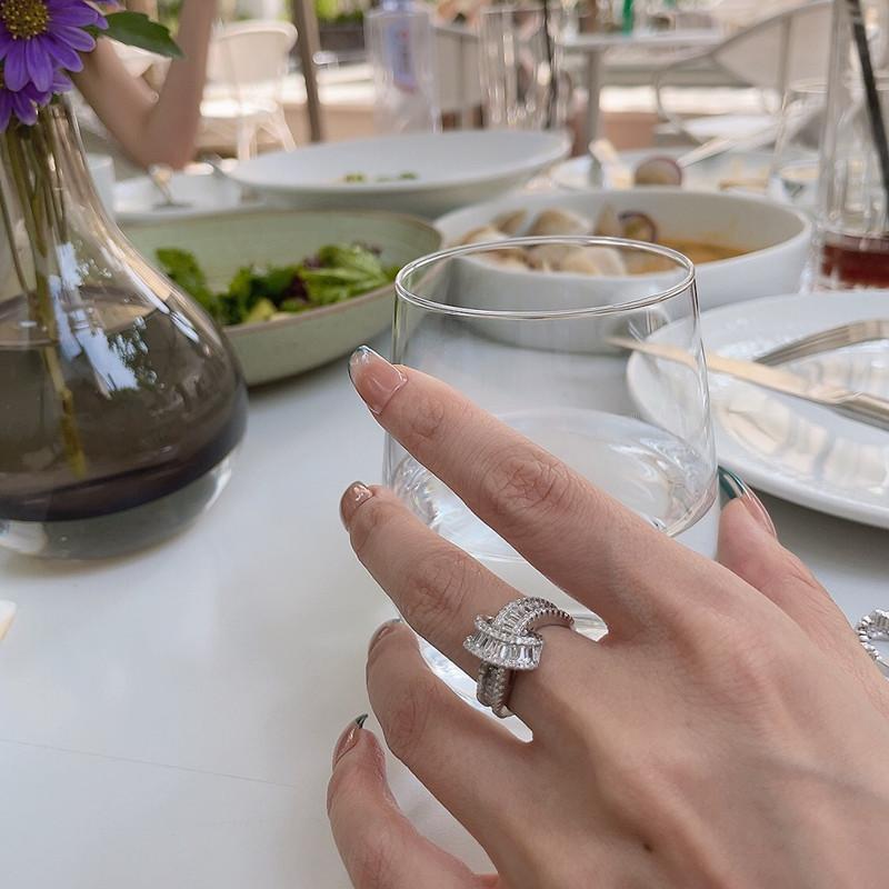 Micro Pave Shiny Zirkonia Knoten Ringe Für Frauen Neue Luxus Bijoux Offenen Ring Schmuck Großhandel