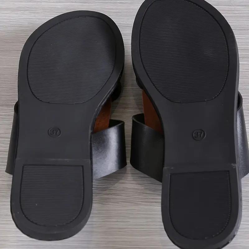 Casual Summer Slide Sandals with Contrast Color and Loop Toe Design