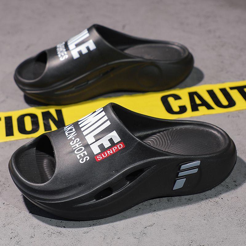 New High-End MenNon-Slip Odor-Resistant Thick Sole EVA Beach Slides Slippers SandalsComfortable and Fashionable.