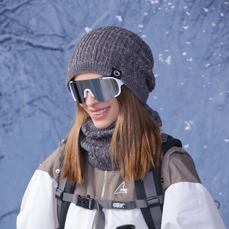 Winter outdoor warm hat scarf two-piece set fleece ear protector pullover hat women's cold-proof knitted wool hat