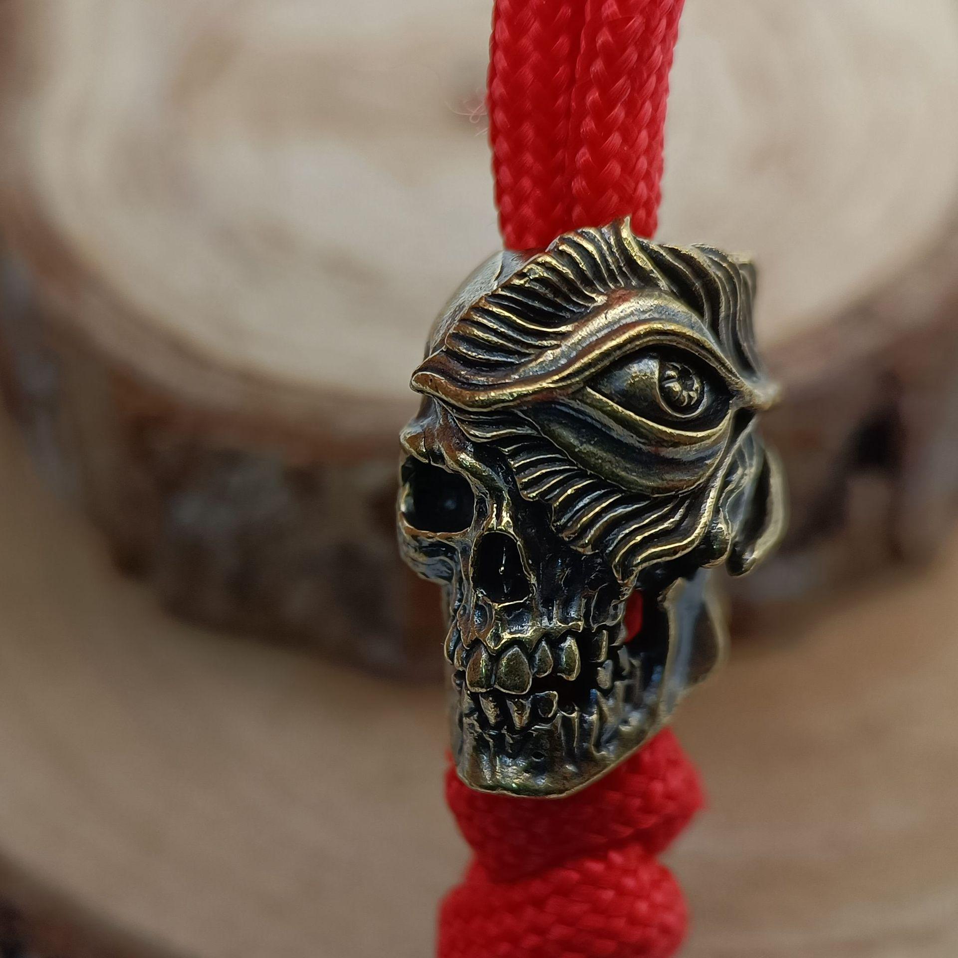 Skull Knife Paracord & Keychain Pendant EDC Flashlight Attachment латунный