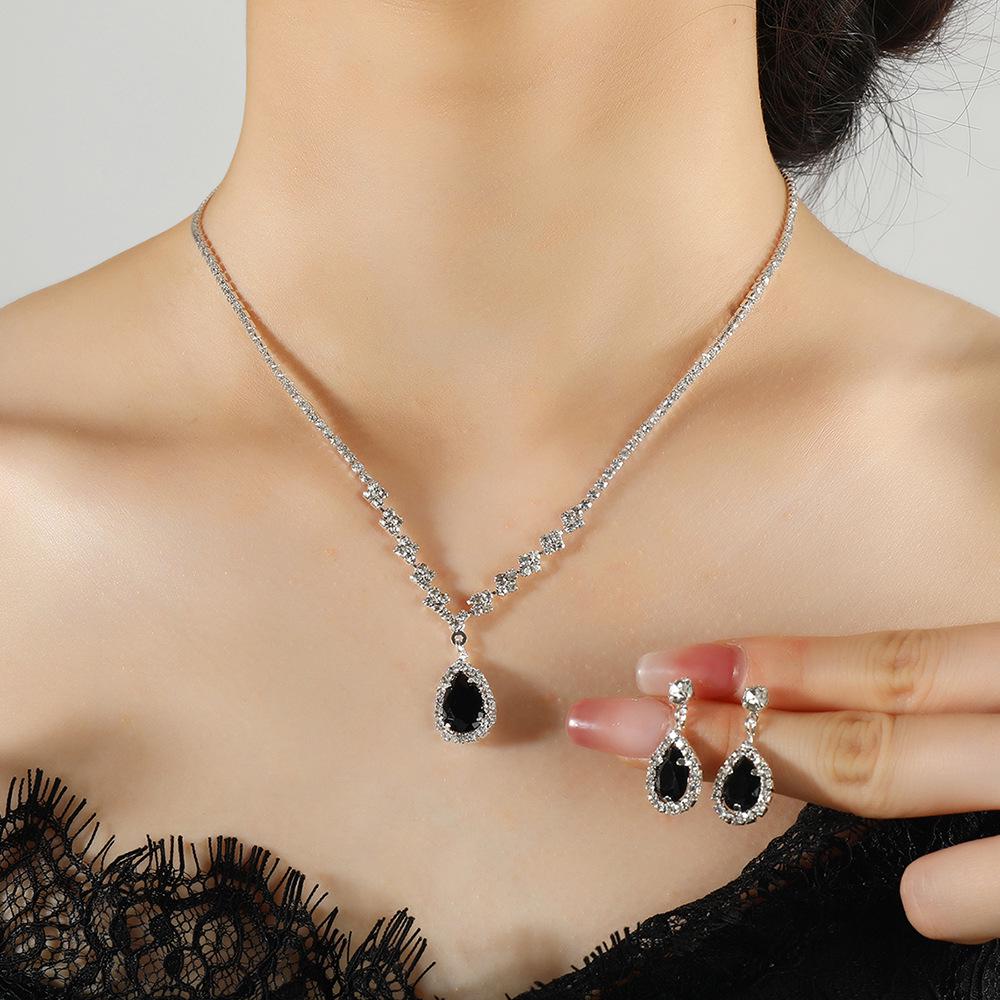 Elegant Zircon Teardrop Pendant Necklace & Earrings Set for Ladies