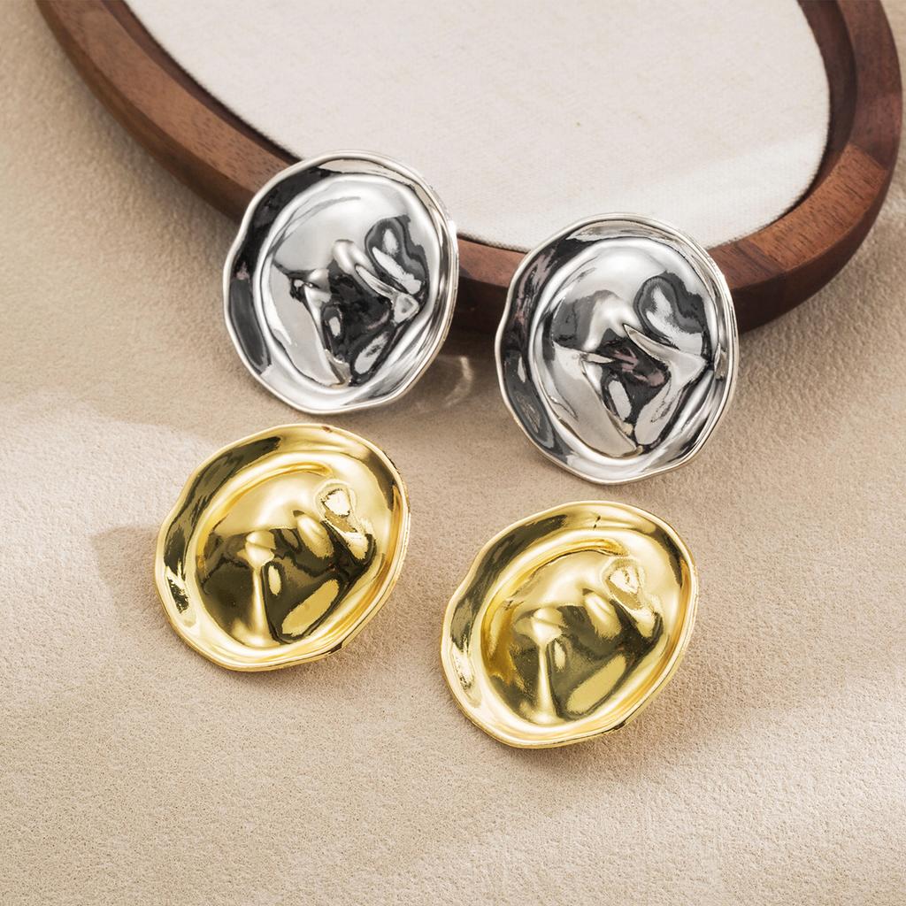 Women Fashion Same Style Stud Earrings Minimalist Temperament Minority Geometric Pleated Alloy Earrings For Women