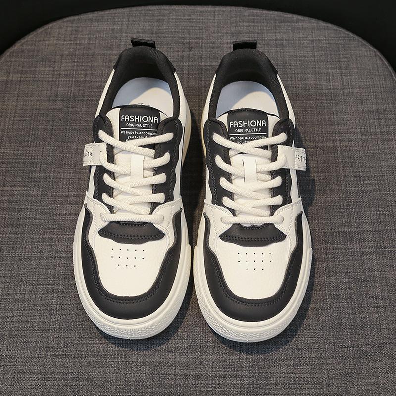 2025 little white shoes women's versatile thick-soled heightening lace-up board shoes Korean version fashion student sports and leisure shoes