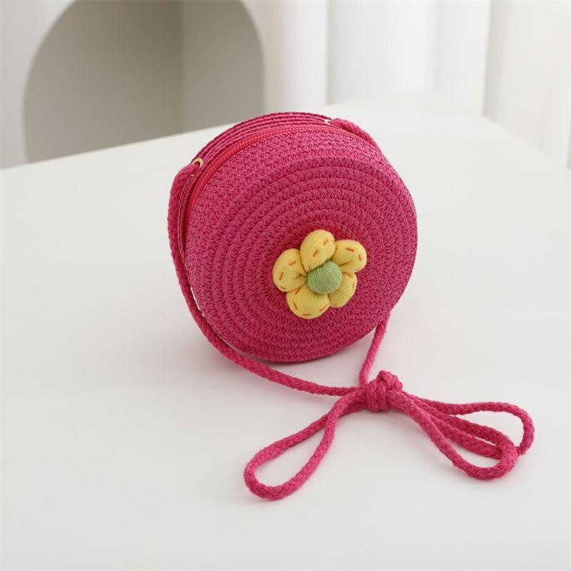 Children's Straw Woven Crossbody Bag - Small Girl's Phone and Coin Purse for Summer Outings and Seaside Trips