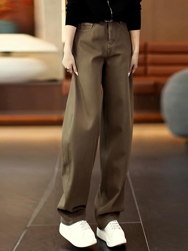 Curve-Leg Designer Jeans for Women - Autumn/Winter 2026: High-Waisted, Belly-Covering, Slimming, Fleece-Lined, Versatile Straight-Leg Pants.