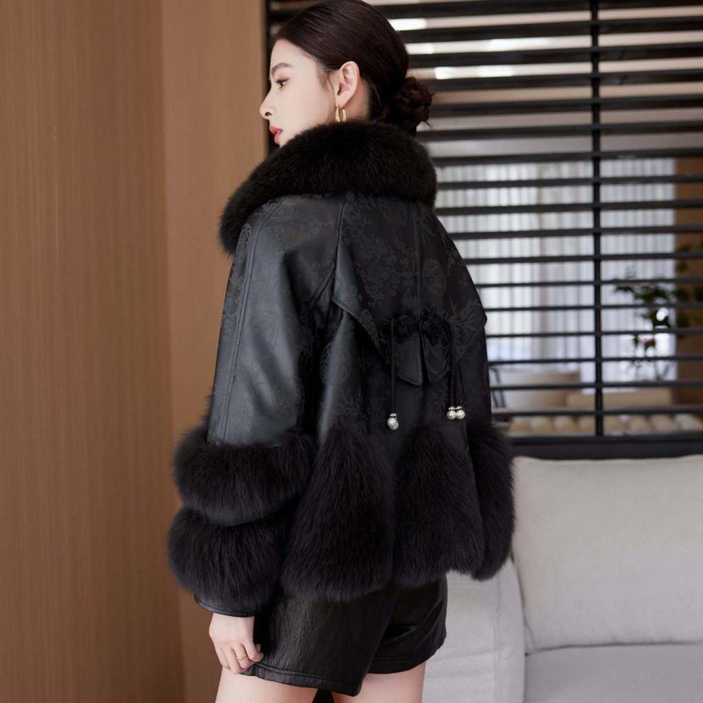 Autumn Women's Fox Fur Coat Thin Lightweight Fur and Leather Patchwork Leather Jacket
