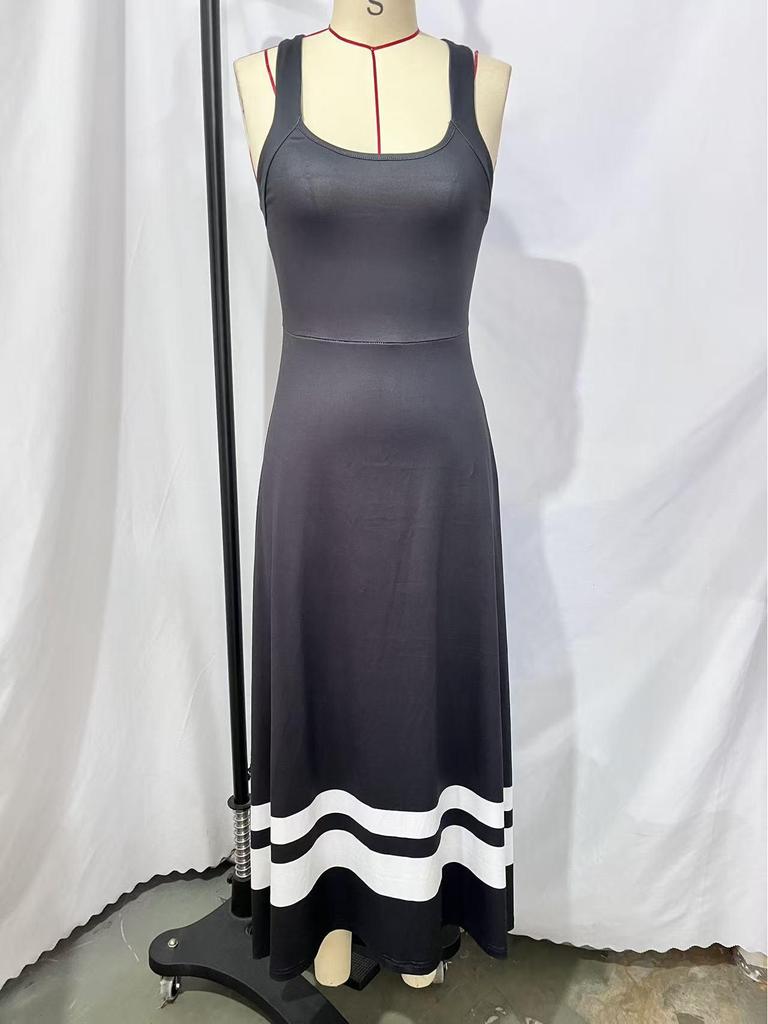 Elegantes Colorblock Ärmelloses U-Ausschnitt Kreuz Offener Rücken Schwarz-Weiß Langes Kleid für Damen
