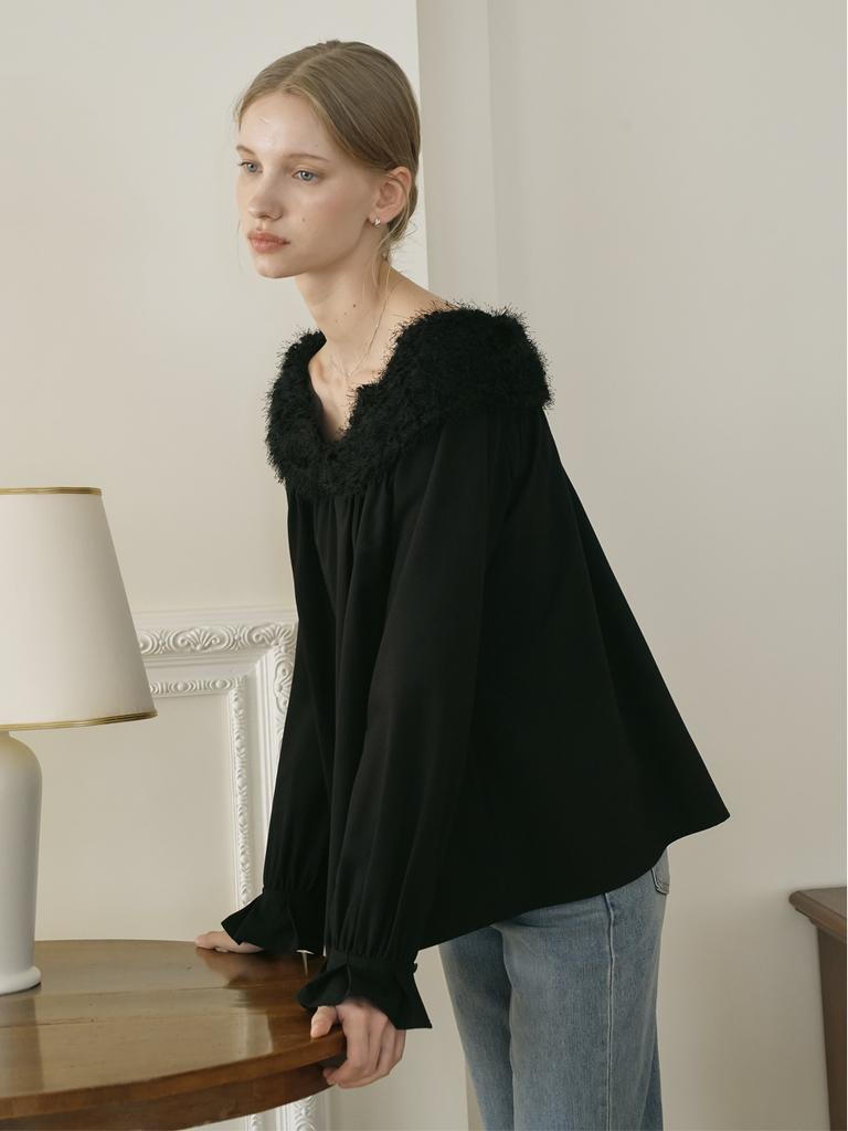 Peulomdeimomeonteu Miel Fur Ribbon Blouse_2Color
