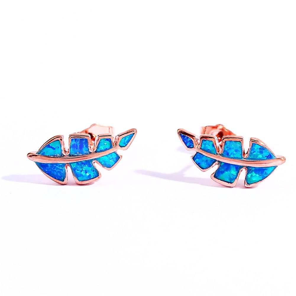 

Fashionable Commuting Banana Leaf Shaped Earrings