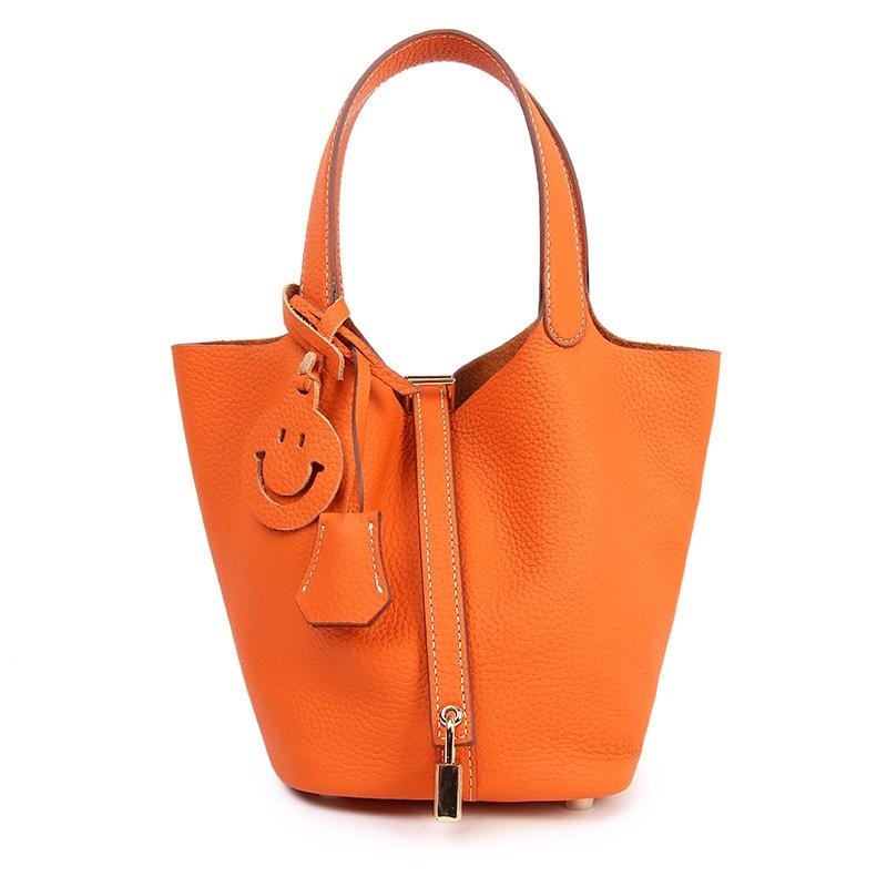 Erste Schicht Rindsleder Tasche Damen neue Retro vielseitige Handtasche echtes Leder Damen Tasche Gemüsekorb Beuteltasche