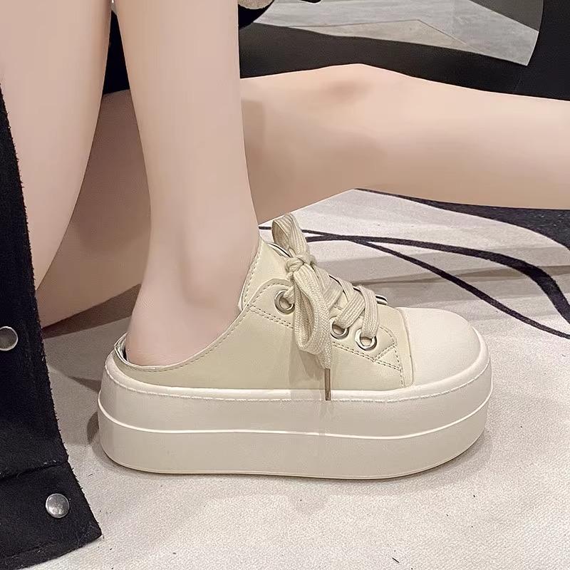 Muffin thick-soled heightening little white shoes bag head half slippers women's 2025 new spring and autumn one-pedal office casual board shoes