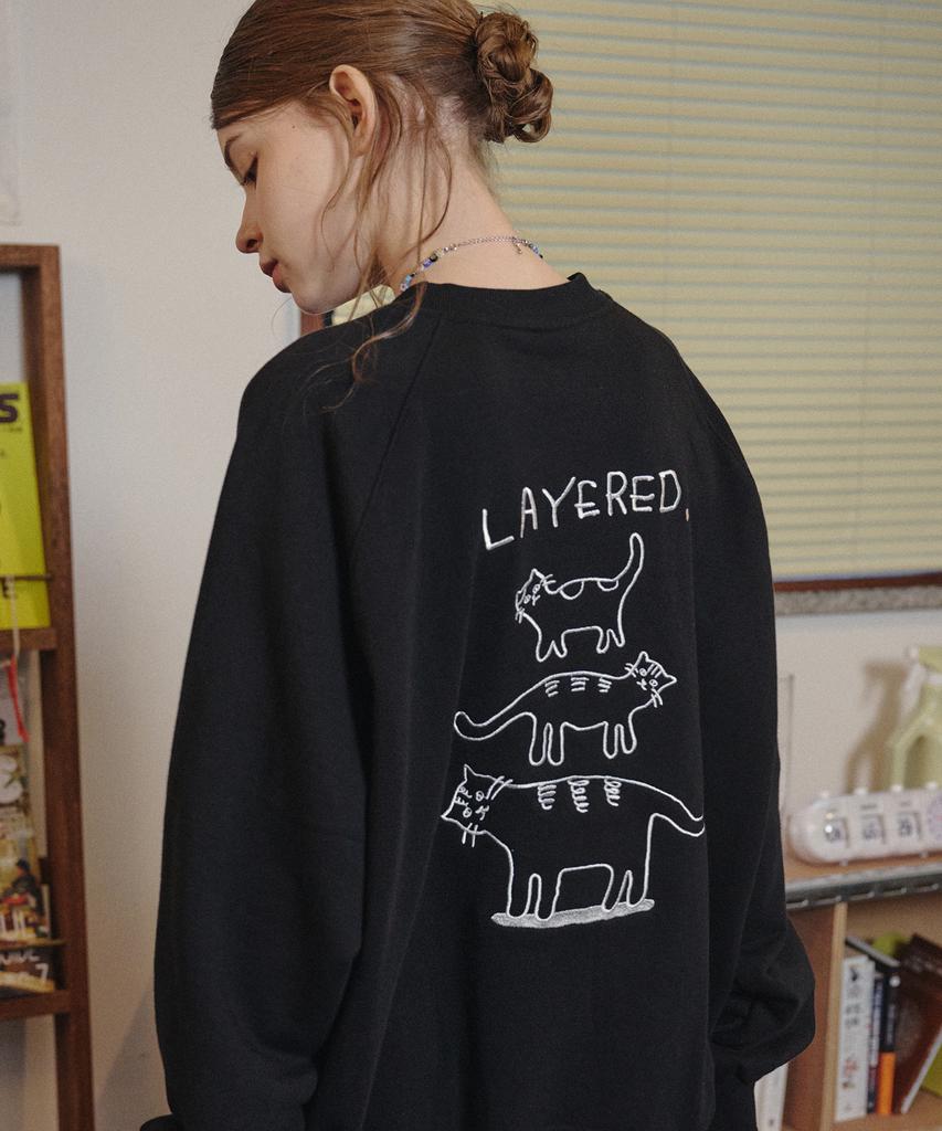 CPGN STUDIO Layered Cat Embroidered Sweatshirt Black