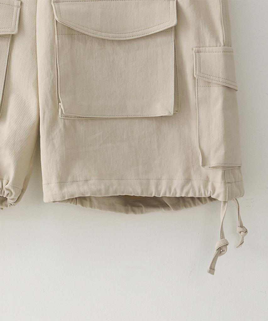 Beullusseonpeullawo Utility Washed Cargo Bermuda Pants