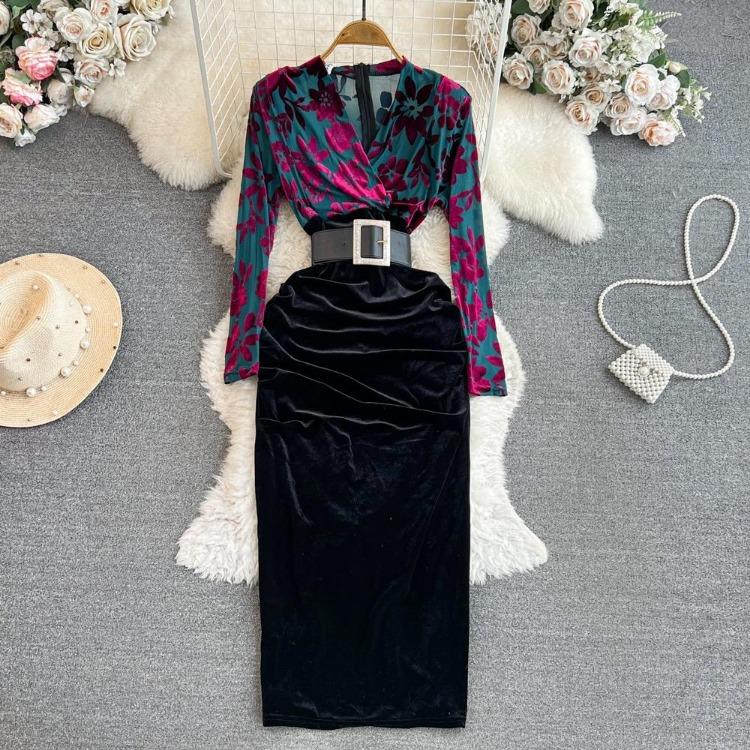 

New Autumn Celebrity Temperament V Neck High Waist Dress with Bronzing Printing Fold Stitching and False Two Bag Hip Design XXL рожевий червоний колір