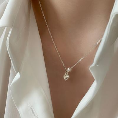 S925 Gümüş Kalp İnci Köprücük Kemiği Kolye, Lüks Minimalist Tasarım, Kadınlar için Modaya Uygun Ins Trend Kolye