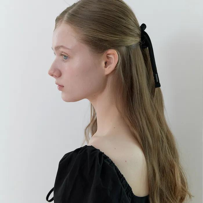 essential ribbon line scrunch - black