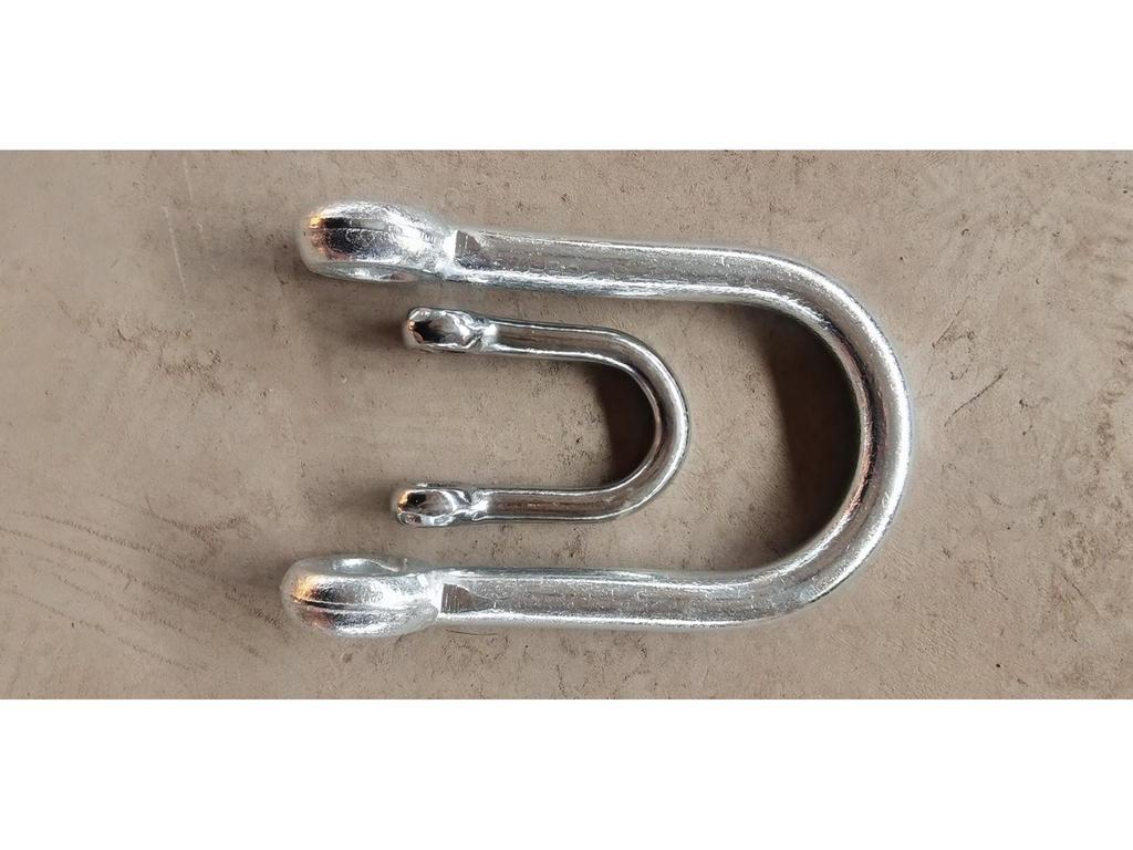 Enhanced U- and D-shaped magnetic lifting shackle with suction cup, high-strength, large opening, and designed for opposite sex applications.