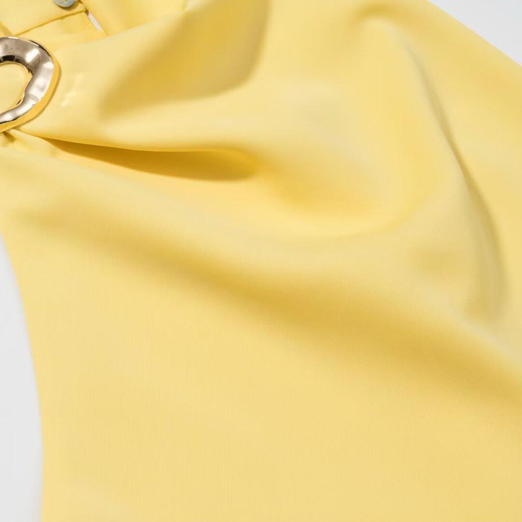 Autumn Gold Collar Sleeveless Top with Accessories for Women