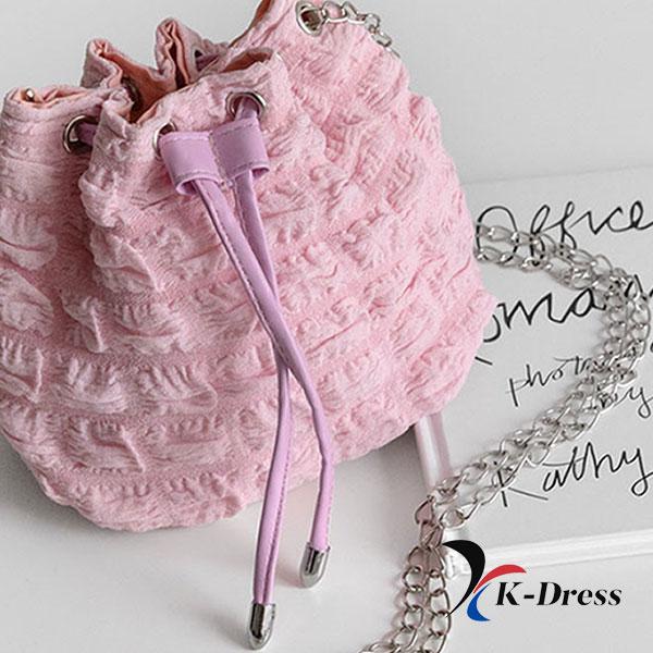 

Сумка через плече Jenny Chain Cloud з міні-помпонами (1 колір) 15.5x12.5x9cm рожевий