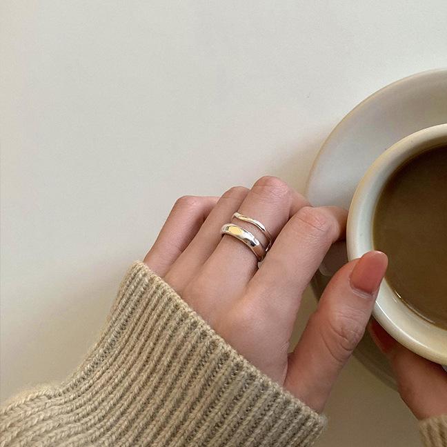 Korean Cold Wind Ins Sense Niche Spring Simple and Versatile Double-layer Wave Beating Opening Ring