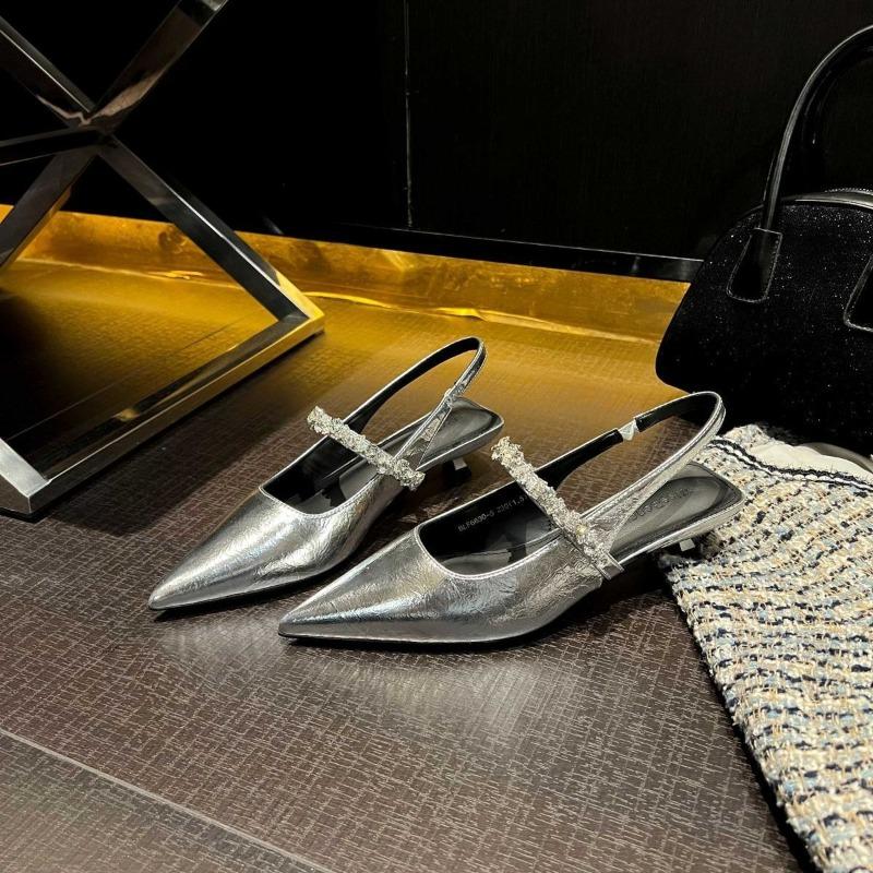 

Элегантные туфли на высоком каблуке, французский тонкий каблук, острый носок, новый стиль на лето 2025 года, цельные потрясающие шлепанцы для женщин 35 серебряный