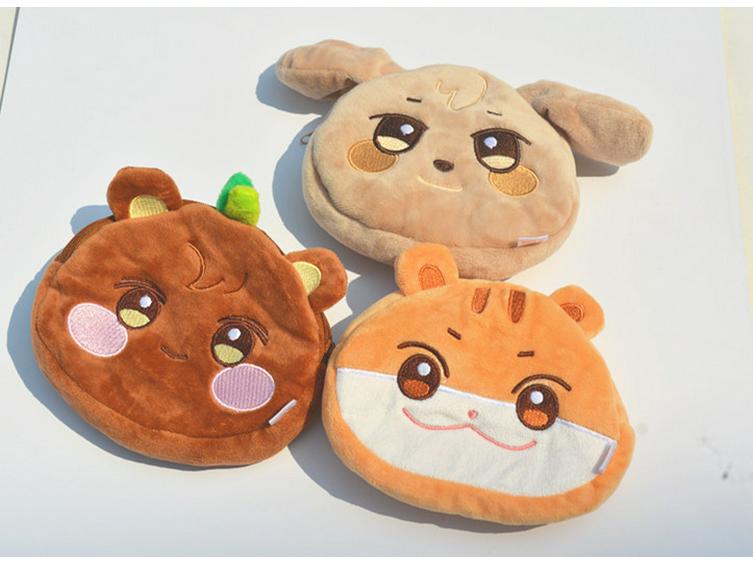 ATEEZ Coin Purse Pouch: Featuring Kang Yeosang, Choi San, Park Seonghwa, and Song Mingi.