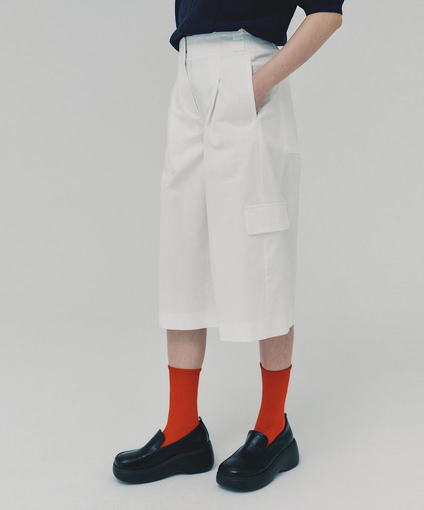 AHWE Cropped Cargo Pants_White