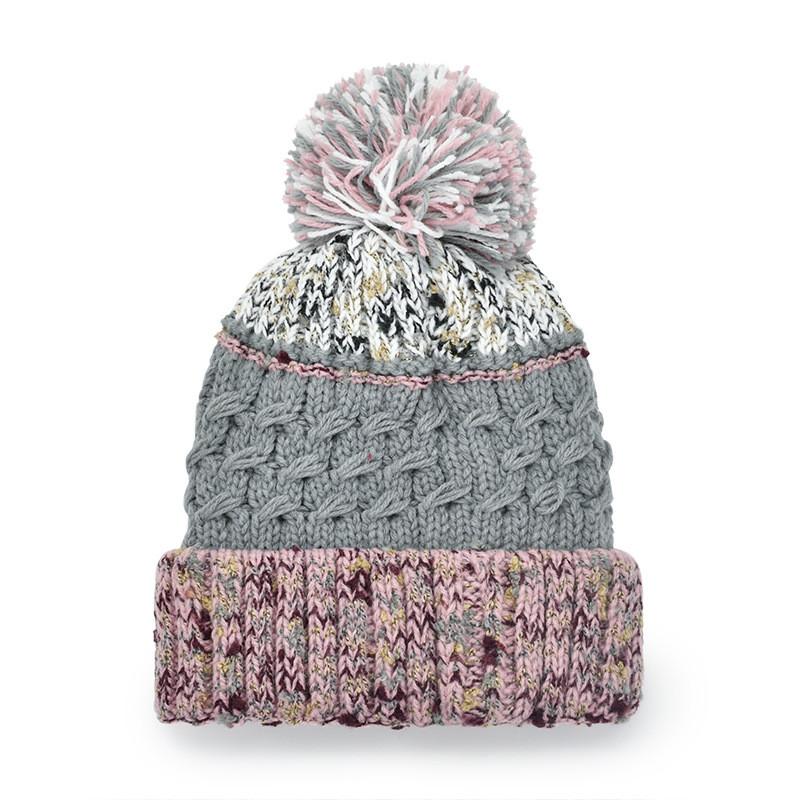 Knitted Beanie Hat For Women With Colorblock Pattern And Warmth For Autumn Winter Use