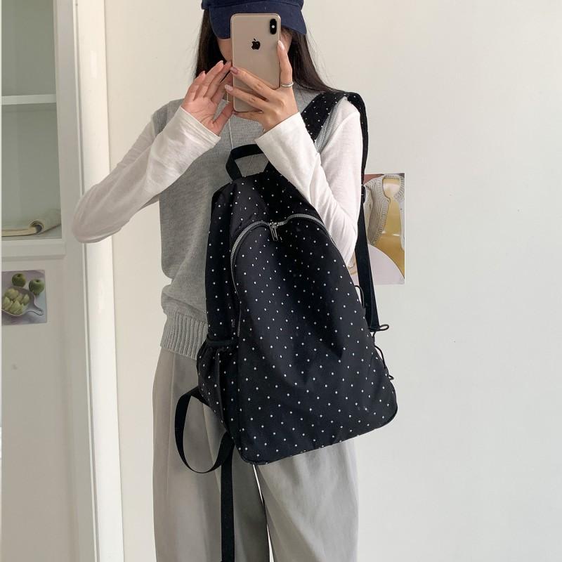 2026 Neuer Koreanischer Stil Preppy All-Match Gepunkteter Rucksack Einfache Schülertasche Leichte Nylon