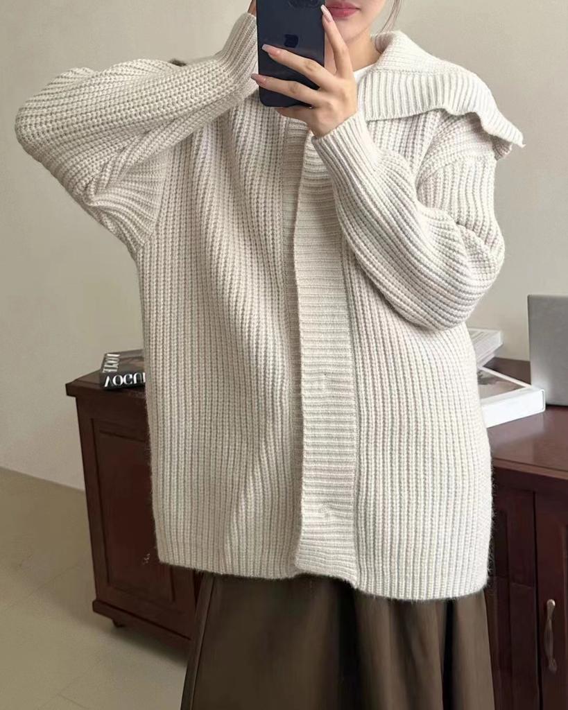 Retro simple lapel knitted cardigan women's autumn and winter new solid color loose lazy wind sweater jacket